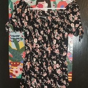 No boundaries dress, size Medium, black floral
